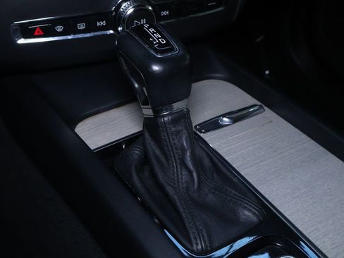 Used 2018 Volvo XC60 T6 Inscription w/ Convenience Package image 35