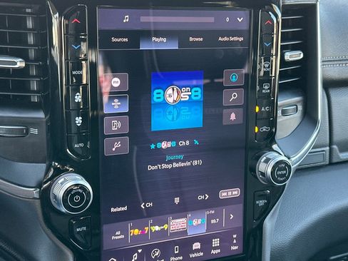 Used 2025 RAM 1500 Laramie image 18