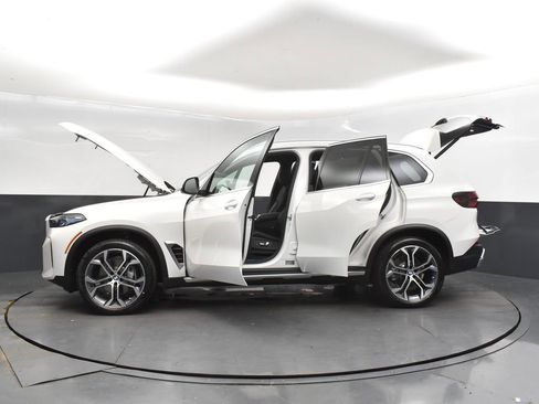 New 2026 BMW X5 sDrive40i w/ Parking Assistance Package image 46