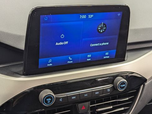 Used 2020 Ford Escape SE image 24