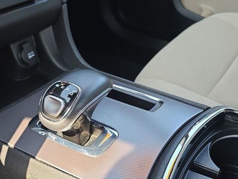 Used 2014 Dodge Charger SE RWD image 18