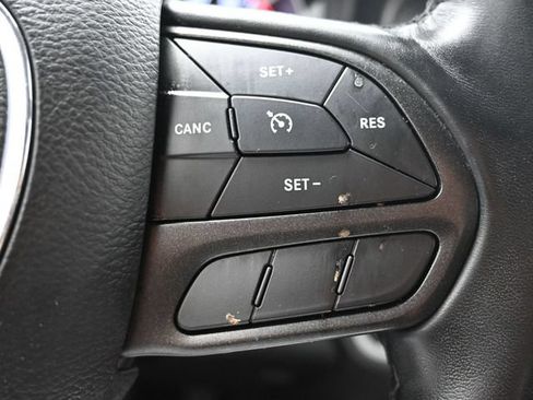 Used 2023 Dodge Charger SXT RWD image 25