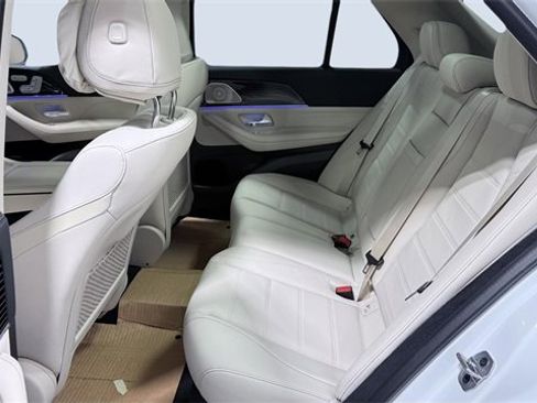 New 2026 Mercedes-Benz GLE 580 4MATIC image 7