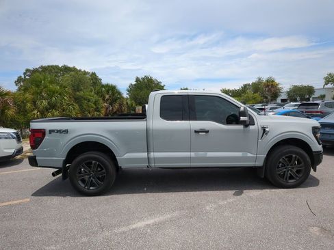 Used 2024 Ford F150 XLT w/ FX4 Off-Road Package AWD/4WD image 8