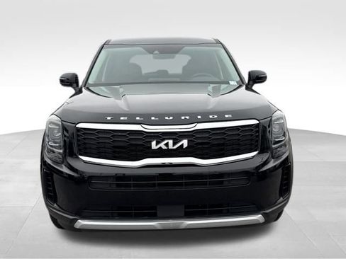 Used 2022 Kia Telluride LX image 8