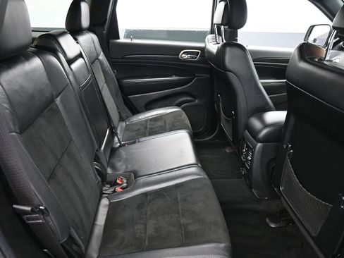 Used 2015 Jeep Grand Cherokee Altitude image 18