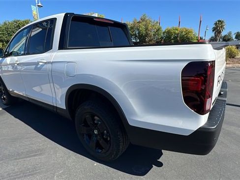 New 2025 Honda Ridgeline Black Edition image 6