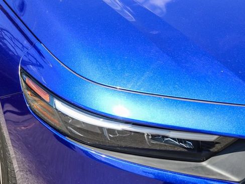 Used 2023 Honda Accord Sport image 7