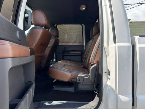 Used 2014 Ford F250 Platinum w/ FX4 Off-Road Package AWD/4WD image 27