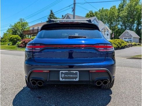 Used 2023 Porsche Macan Turbo AWD/4WD image 6