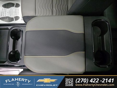 New 2026 Chevrolet Silverado 2500 ZR2 AWD/4WD image 30