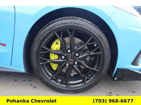 Used 2023 Chevrolet Corvette Stingray Preferred Cpe w/ 2LT image 33