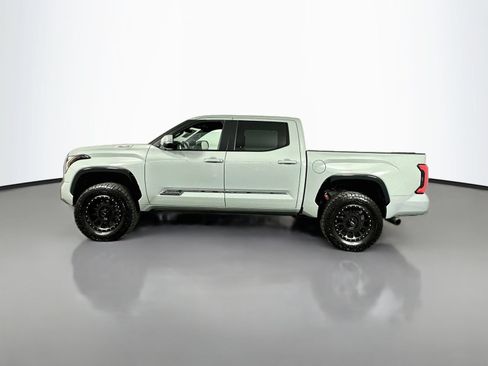 Used 2025 Toyota Tundra Platinum AWD/4WD image 4