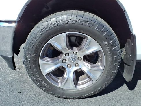 Used 2020 RAM 1500 Laramie AWD/4WD image 12