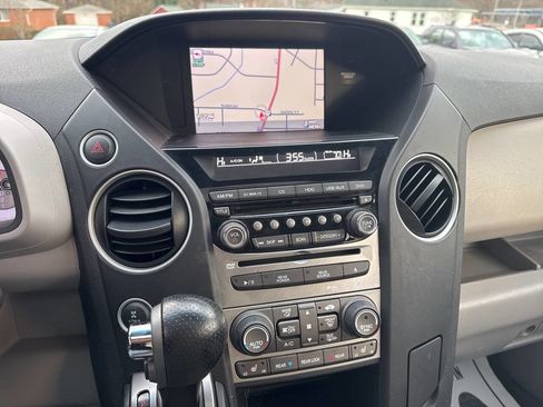 Used 2014 Honda Pilot Touring image 14