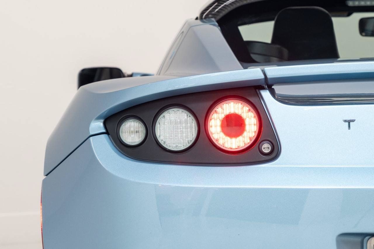 Used 2008 Tesla Roadster RWD image 17