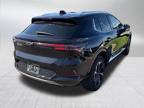Used 2024 Chevrolet Equinox EV LT FWD image 5