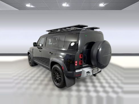 Used 2025 Land Rover Defender 110 S AWD/4WD image 3