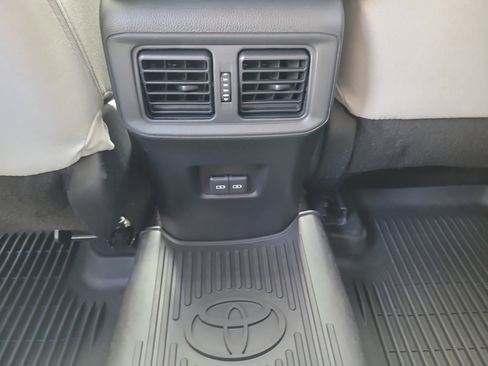 Used 2023 Toyota RAV4 XLE w/ Convenience Package FWD image 17