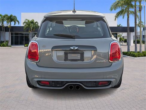 Used 2015 MINI Cooper S image 6