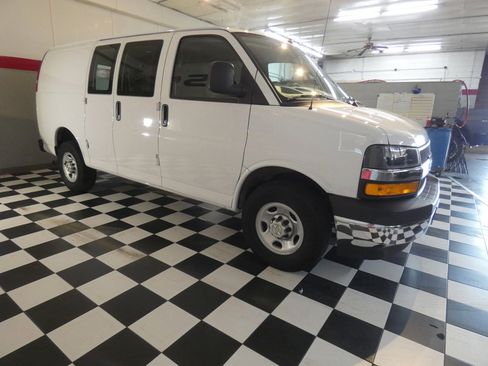 Used 2023 Chevrolet Express 2500 w/ Driver Convenience Package image 4