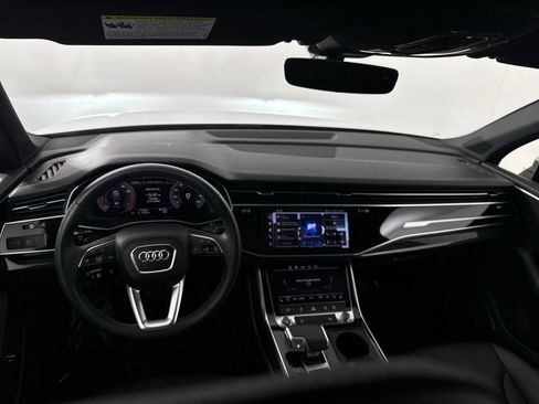 Used 2025 Audi Q7 3.0T Premium Plus w/ Premium Plus Package AWD/4WD image 24