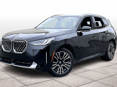 Used 2025 BMW X3 xDrive30i w/ Premium Package image 1