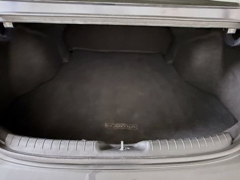 Certified 2022 Hyundai Elantra SEL w/ Cargo Package FWD image 26