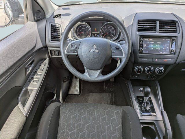 Used 2025 Mitsubishi Outlander Sport ES AWD/4WD image 16
