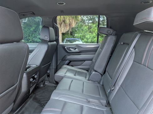 Used 2023 Chevrolet Suburban RST w/ Luxury Package AWD/4WD image 15