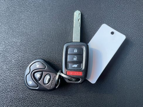 Used 2018 Honda CR-V LX image 27