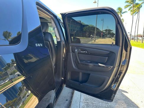 Used 2017 GMC Acadia Limited SLT image 25