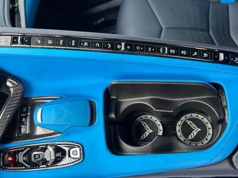 Used 2022 Chevrolet Corvette Stingray Premium Cpe w/ Z51 Performance Package RWD image 32