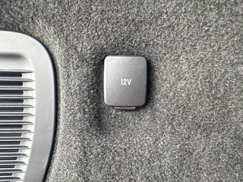 Used 2024 Lincoln Corsair AWD w/ Equipment Group 101A image 38