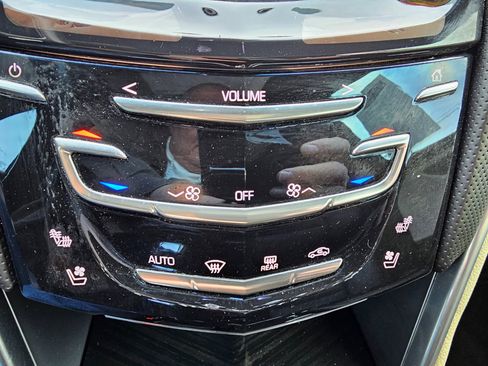 Used 2013 Cadillac XTS Platinum w/ Driver Assist Package image 41