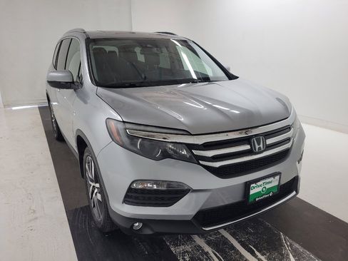 Used 2016 Honda Pilot Elite image 14