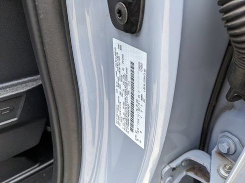 Used 2025 Ford F350 Lariat AWD/4WD image 34