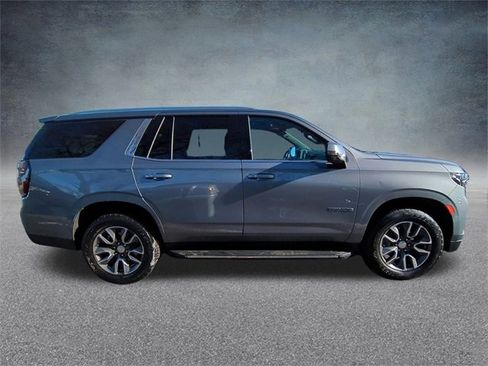 Used 2021 Chevrolet Tahoe LT w/ LT Signature Package image 10