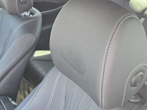 Used 2019 Mercedes-Benz E 300 image 11