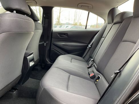 Used 2023 Toyota Corolla LE image 23