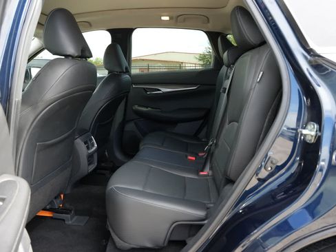 Certified 2023 INFINITI QX50 Luxe AWD/4WD image 18