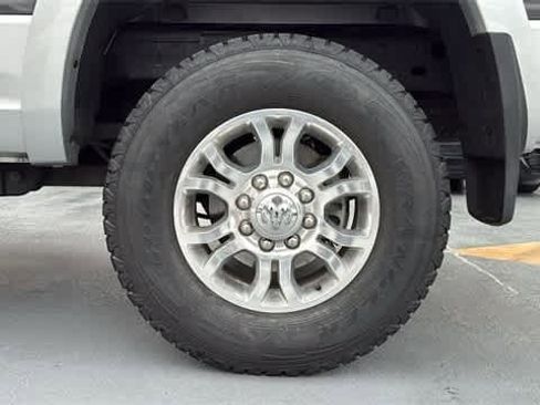 Used 2018 RAM 2500 Laramie w/ Convenience Group image 29