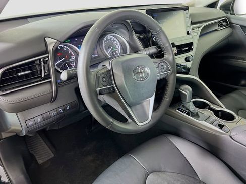 Used 2024 Toyota Camry XLE w/ Cold Weather Package image 17