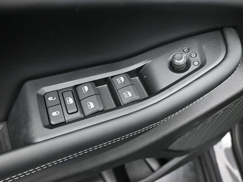 New 2025 Jeep Grand Cherokee Laredo X image 13