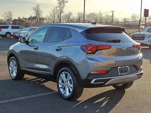 Used 2023 Buick Encore GX Preferred w/ Cold Weather Comfort Package FWD image 4