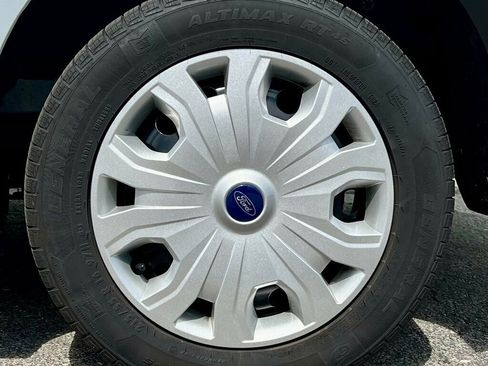 Used 2022 Ford Transit Connect XL image 25