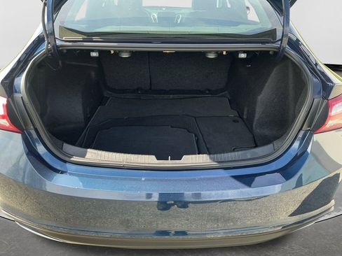 Used 2022 Chevrolet Malibu Premier FWD image 17