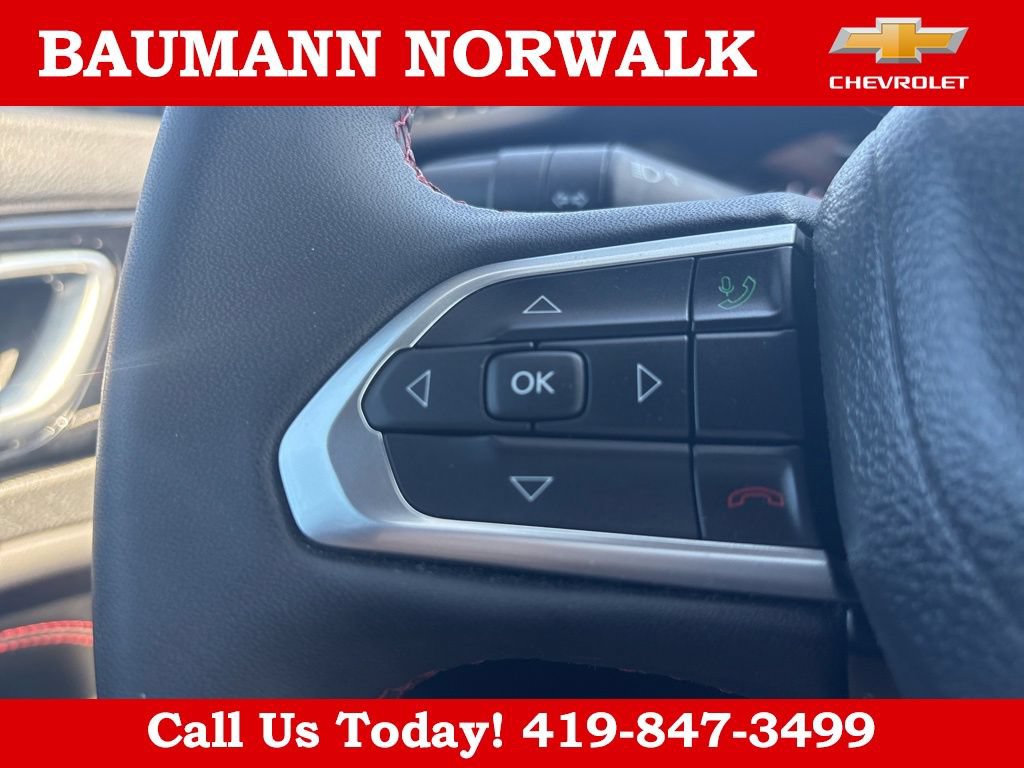Used 2025 Jeep Compass Trailhawk AWD/4WD image 17