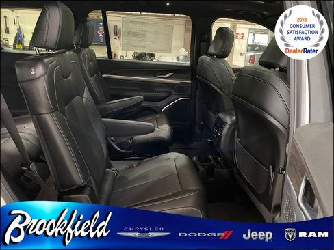 New 2026 Jeep Grand Cherokee L Limited AWD/4WD image 19