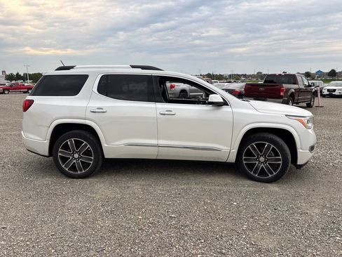 Used 2017 GMC Acadia Denali w/ Technology Package AWD/4WD image 13